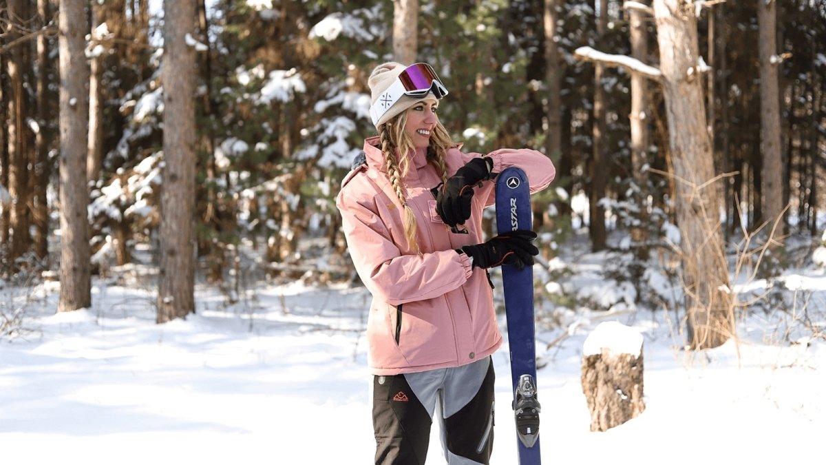 The Best Outfits for Outdoor Winter Activities TBMPOY The Best Outfits for Outdoor Winter Activities TBMPOY